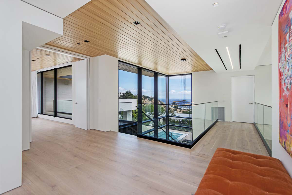 没有泳池的房子,没有泳池和花园的别墅