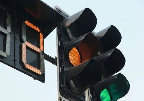 常见交通用语日语发音,日语交通标志用语