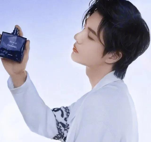 tomfordsoleilblanc男士香水,dunhill登喜路custom男士香水