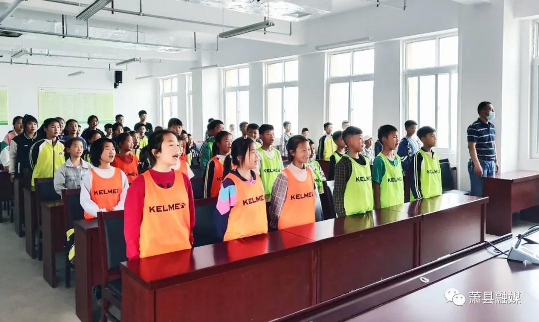 让足球回归纯粹,足球校园比赛