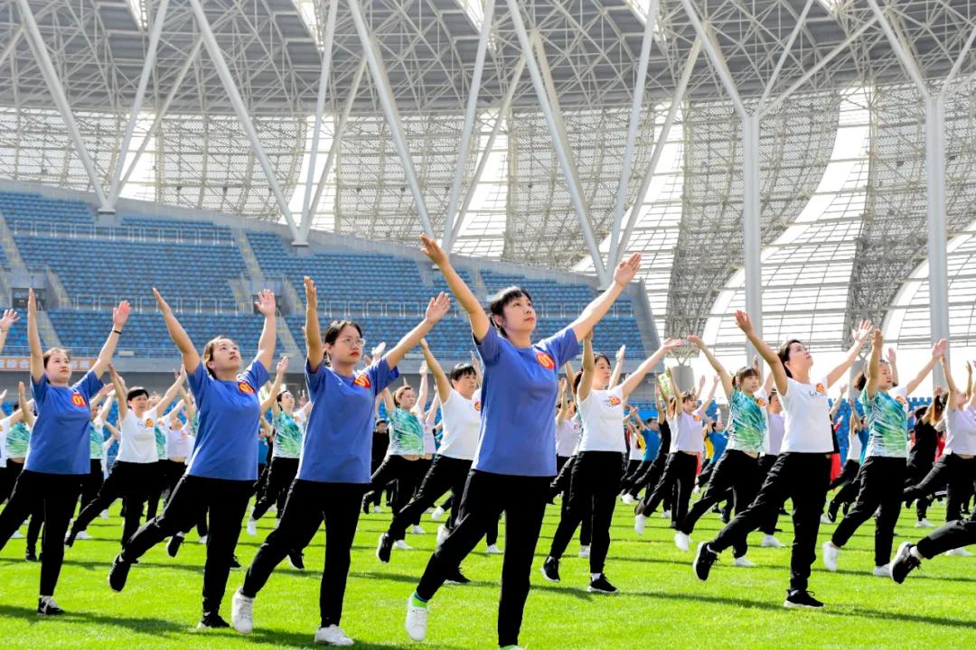 凝心聚力绽放活力趣味活动,趣味运动会凝心聚力项目