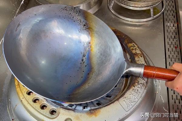 生铁锅开锅的正确方法不粘锅,铁锅不粘锅二次开锅正确方法