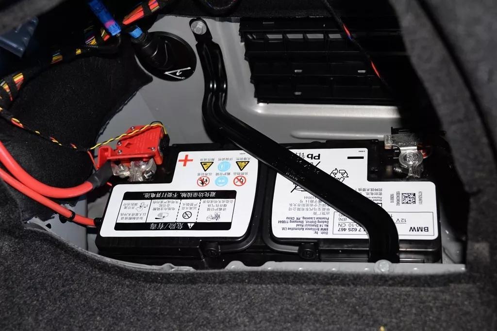 汽车电瓶轻微漏液会自燃吗,蓄电池漏液在不在质保范围内