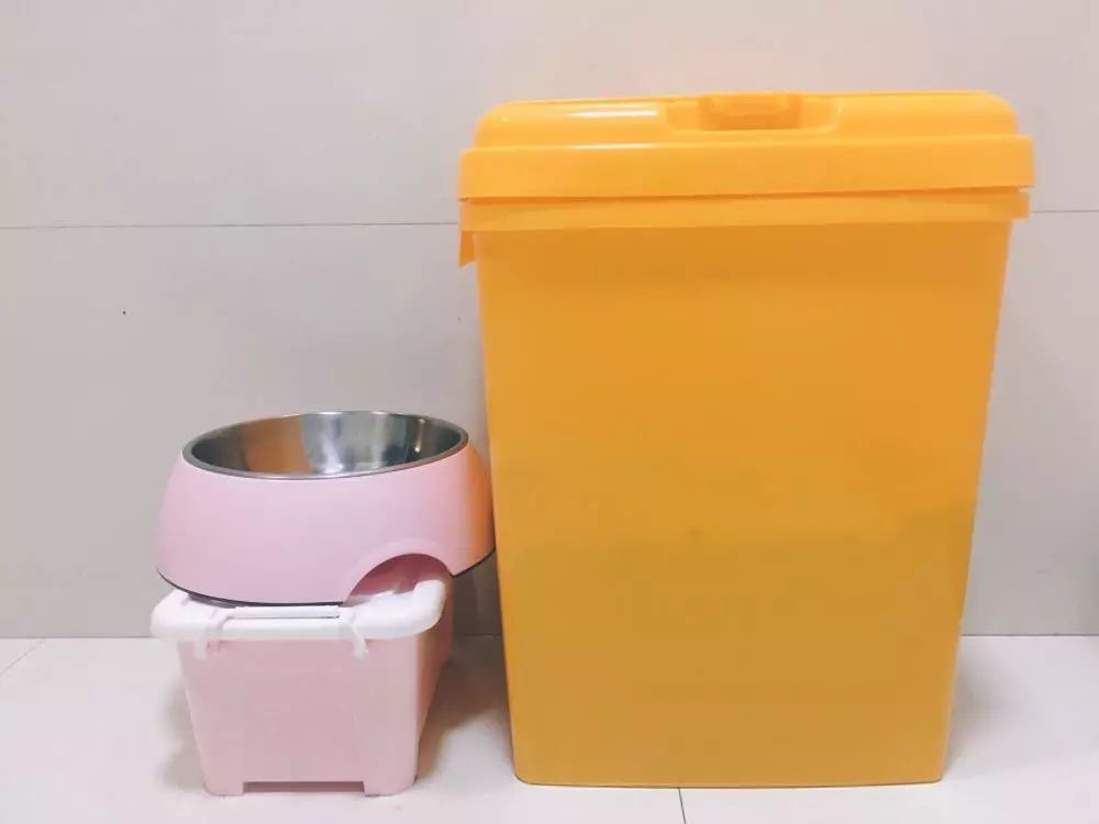 狗粮夏天可以放多长时间,狗粮储存不当感染细菌