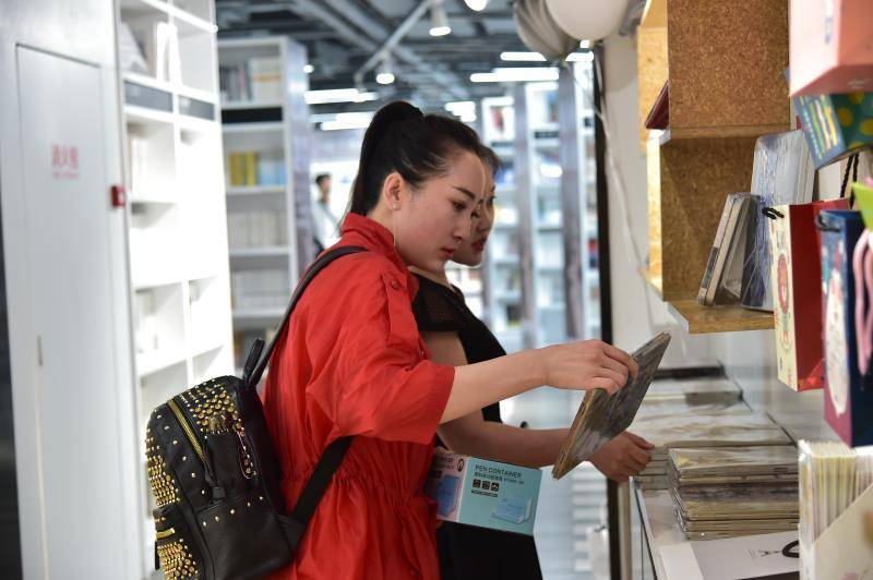 网红达人来了就不想走!京东文具荟618携万千文具大牌让你过足瘾