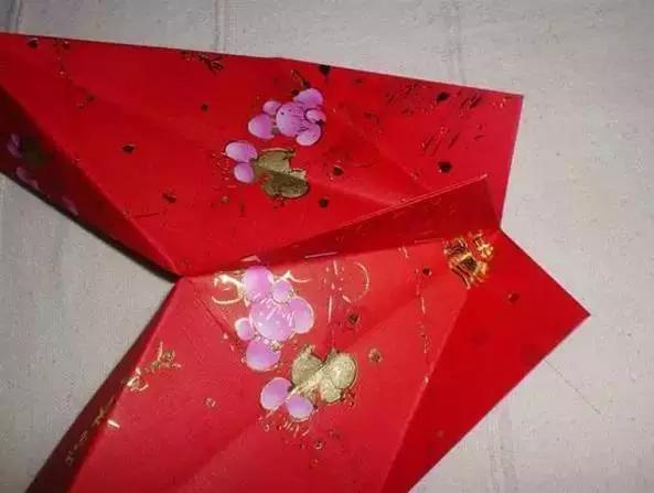 红红火火过大年买灯笼,灯笼买回家红红火火过大年