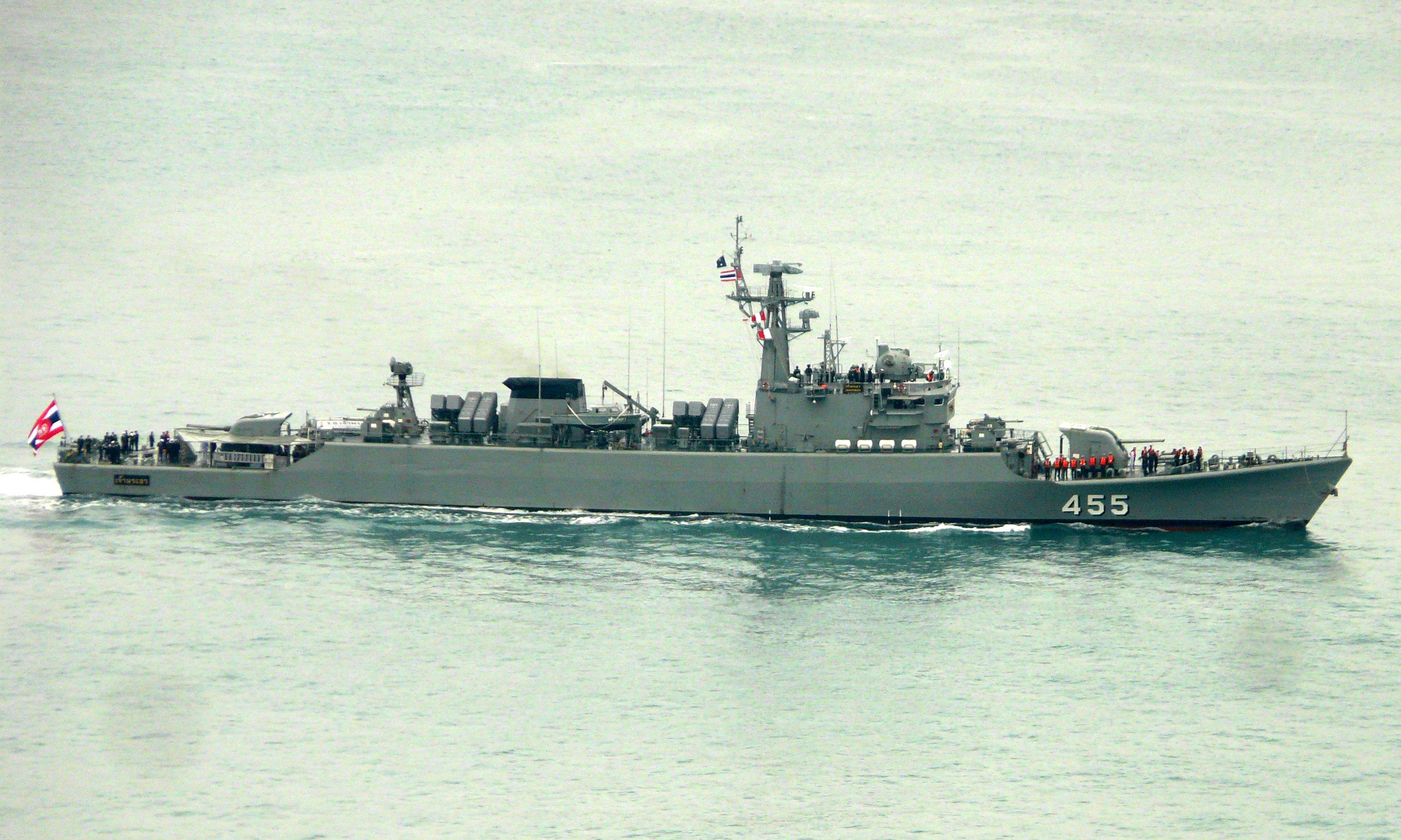 中国舰艇回娘家视频,中国海军军舰出访俄视频