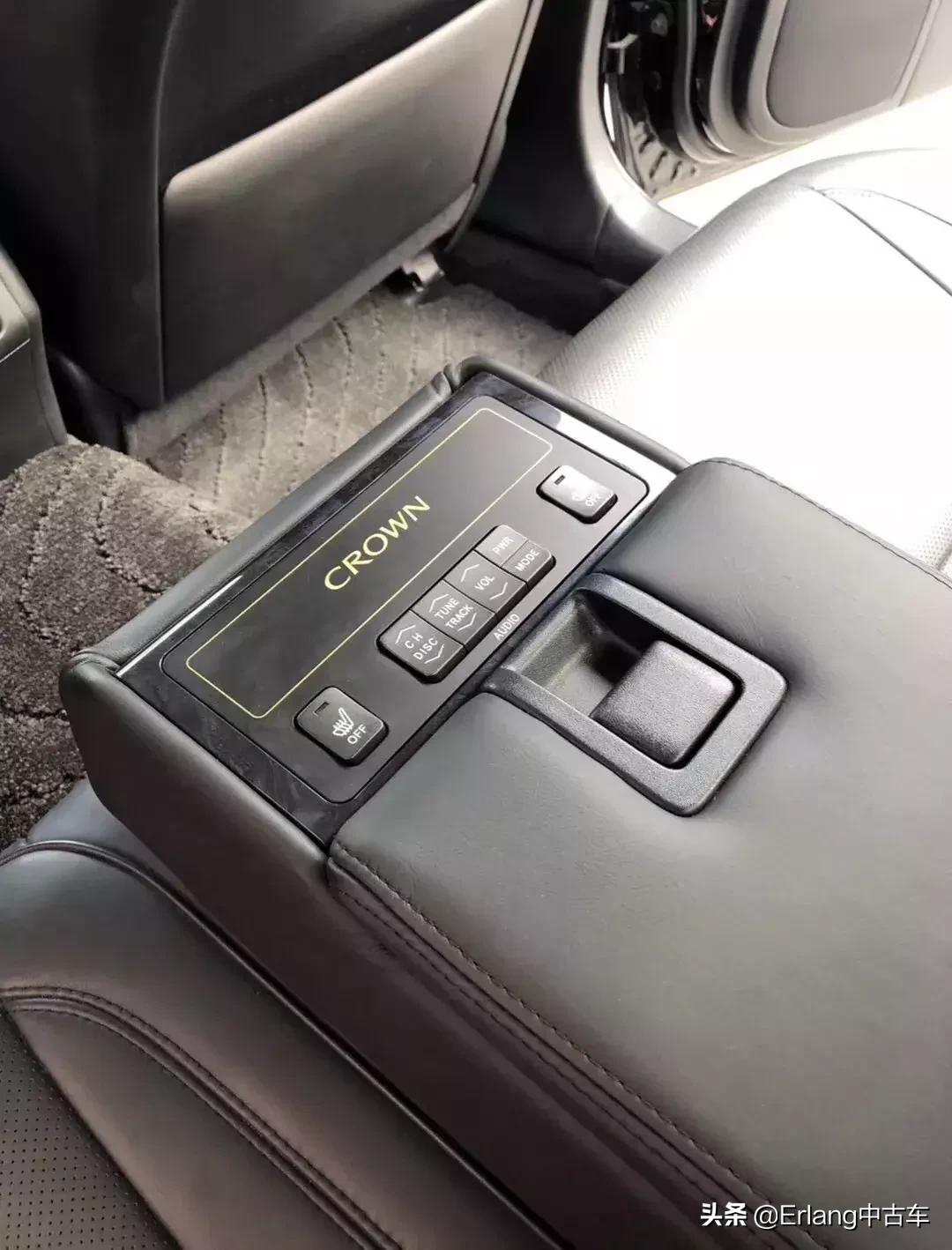 情怀皇冠最经典的12代,全新十六代丰田皇冠