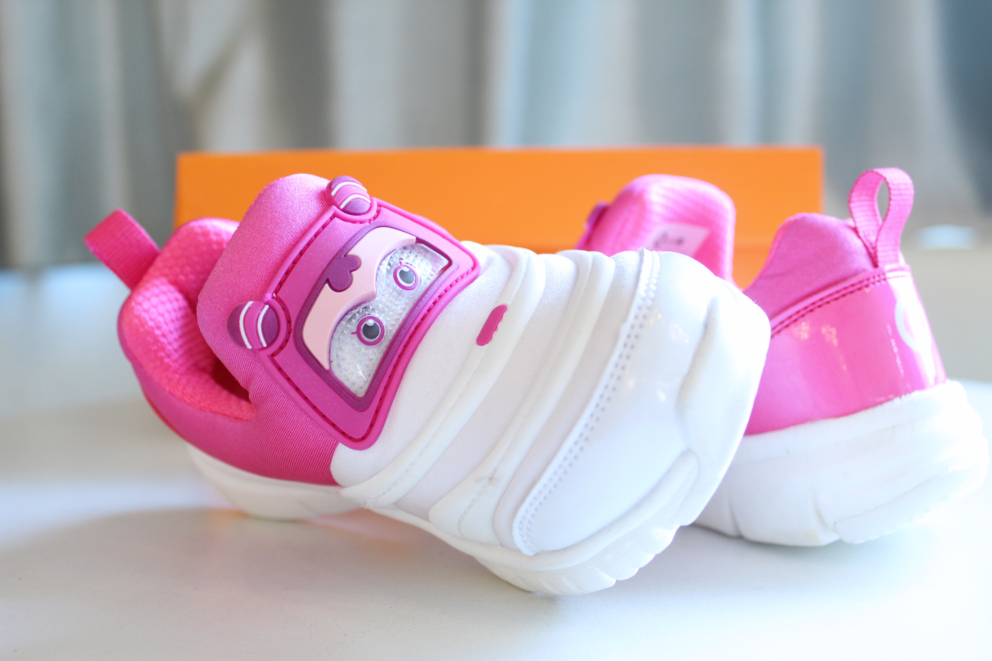 小寻智能轮滑鞋,小寻儿童智能溜冰鞋