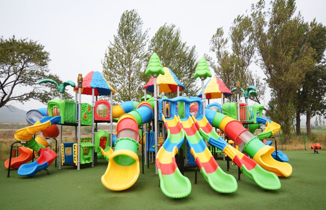 大连铭湖牧场和三寰牧场区别,大连铭湖牧场现在草绿了么