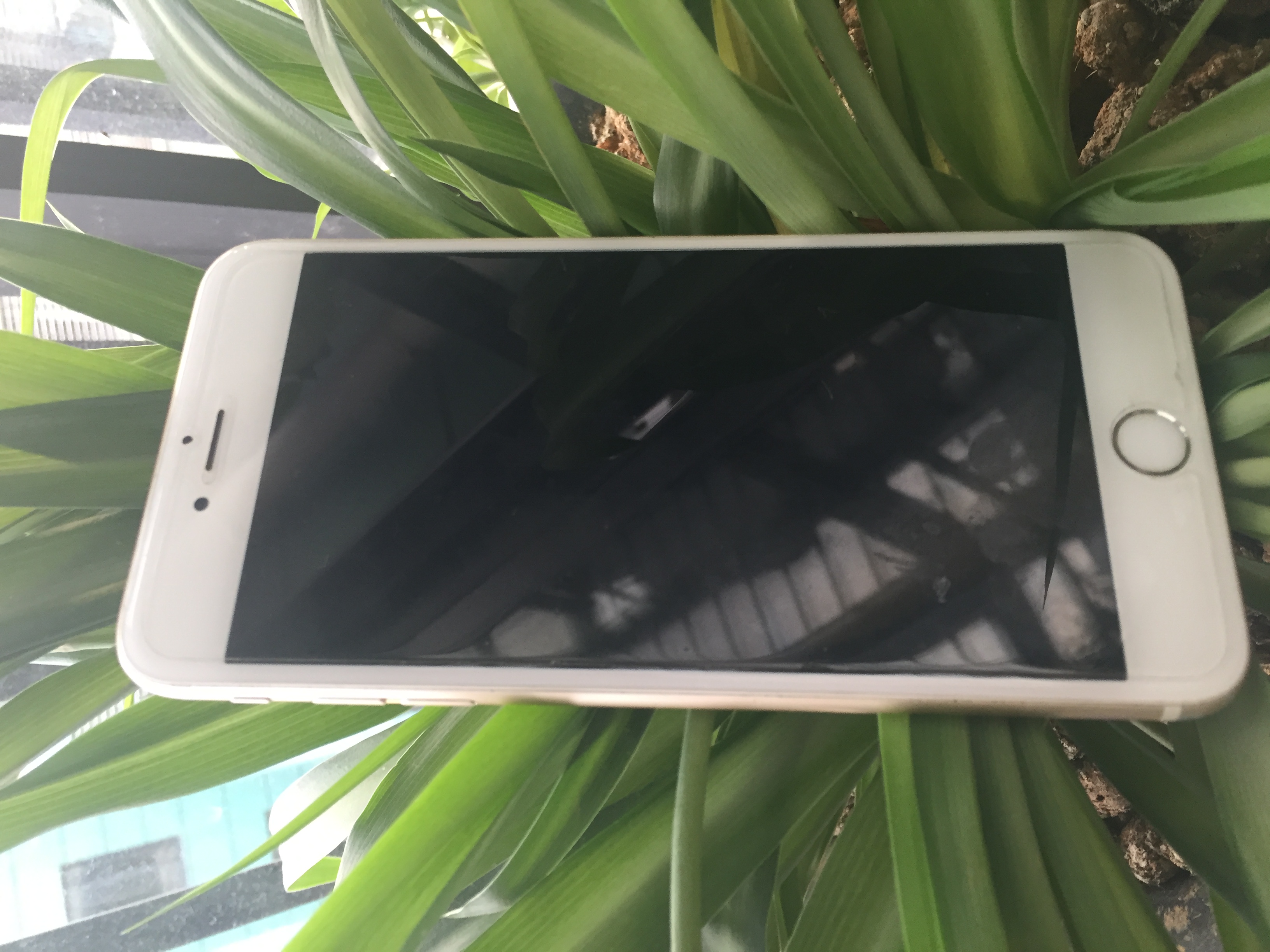 拯救您的iPhone续航，电魔术电池亲测值得入手