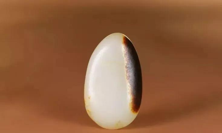 和田玉籽料中的八座金山