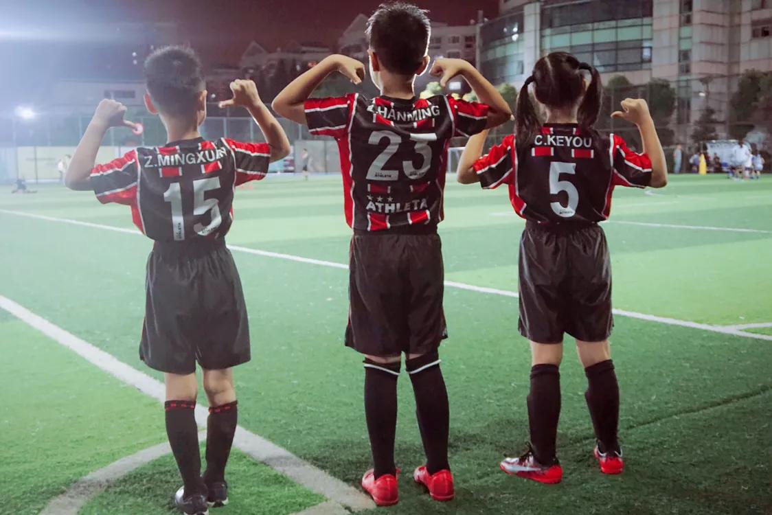 她，来过他的绿茵场