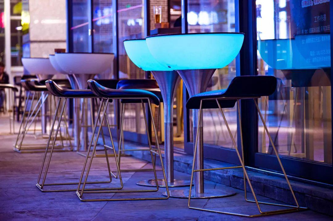 精酿啤酒只可以在店里卖,精酿啤酒小酒馆带工业啤酒吗