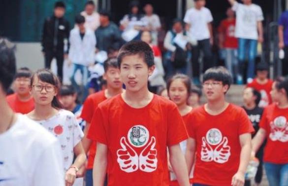 中考定向和不定向有什么区别,中考定向和非定向生区别