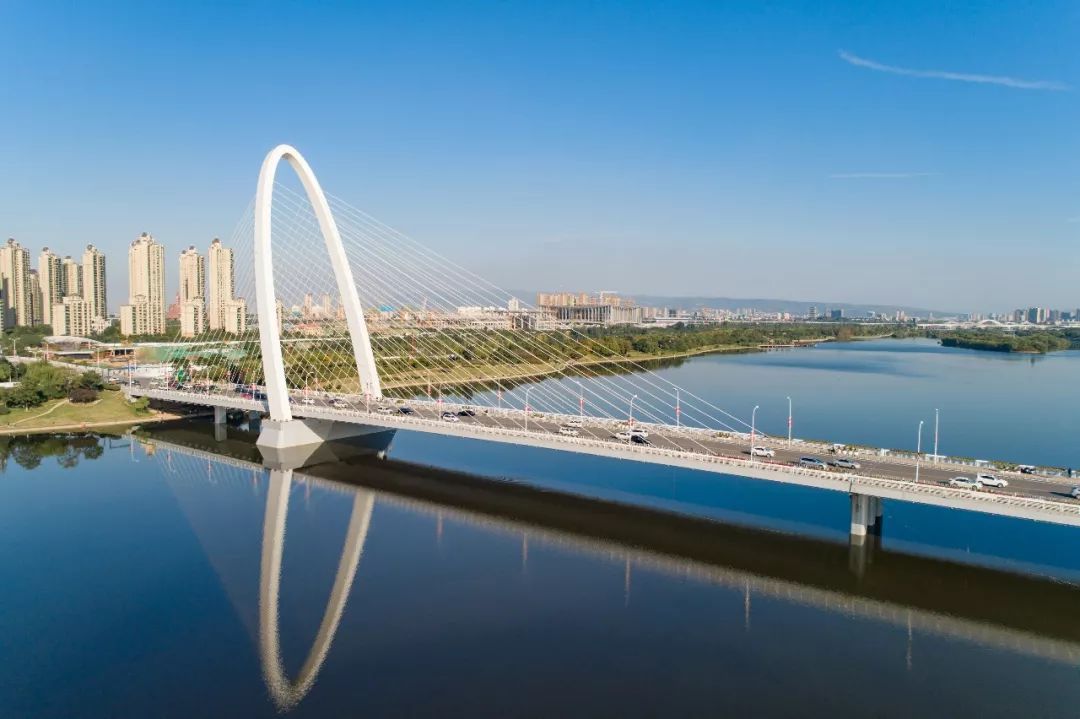 央视新闻直播珠江三角洲水资源,央视直播西安奥体中心