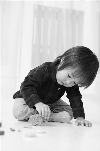 幼童能不能玩水晶泥,因为玩水晶泥造成的危害