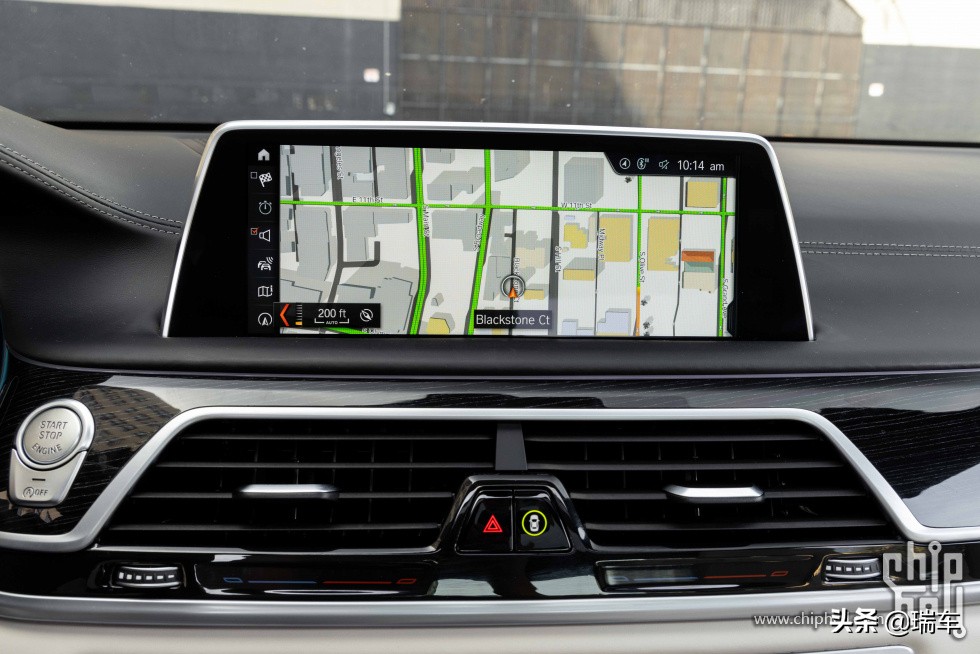 新款宝马m760liv12曜影特别版,宝马的v12