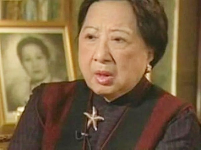 孔令仪携天价嫁妆下嫁凤凰男,孔令仪和穷小子结婚视频