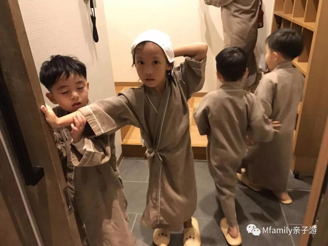 被疫情憋疯小朋友,被疫情憋疯的孩子们