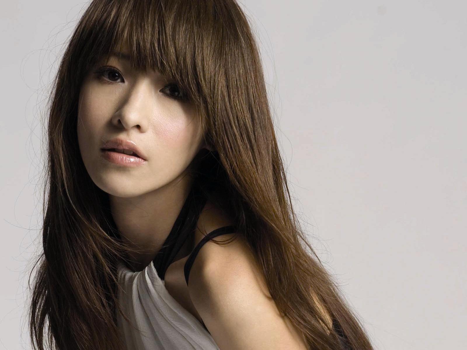 萧亚轩潇洒小姐快乐大本营2010,活成萧亚轩直播