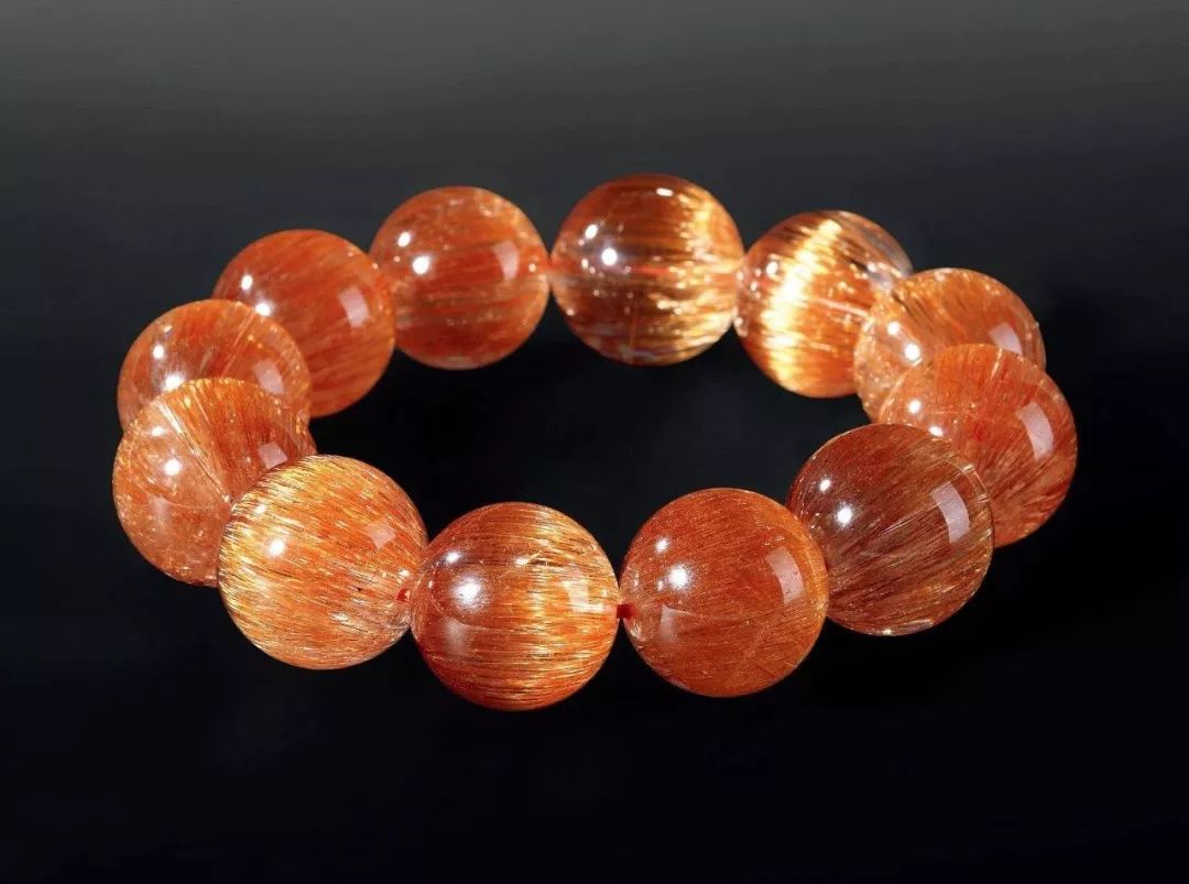 招财色暖色系,招财金什么颜色