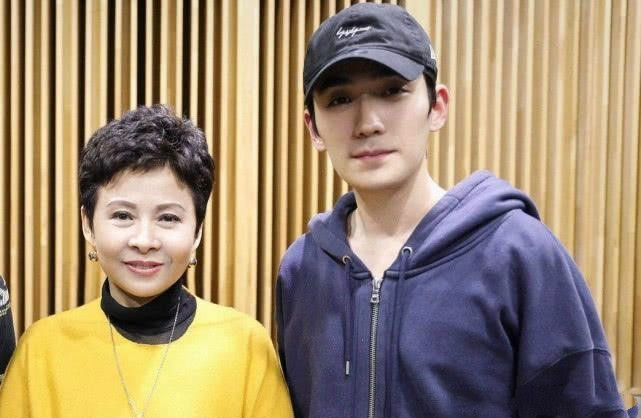 13次上春晚的人现状,曾上过22次春晚却因一句话被雪藏