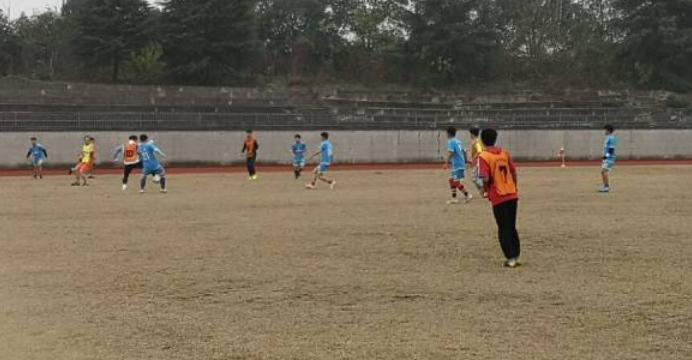 激情澎湃的校园足球,鄂州市秋林高中体艺节