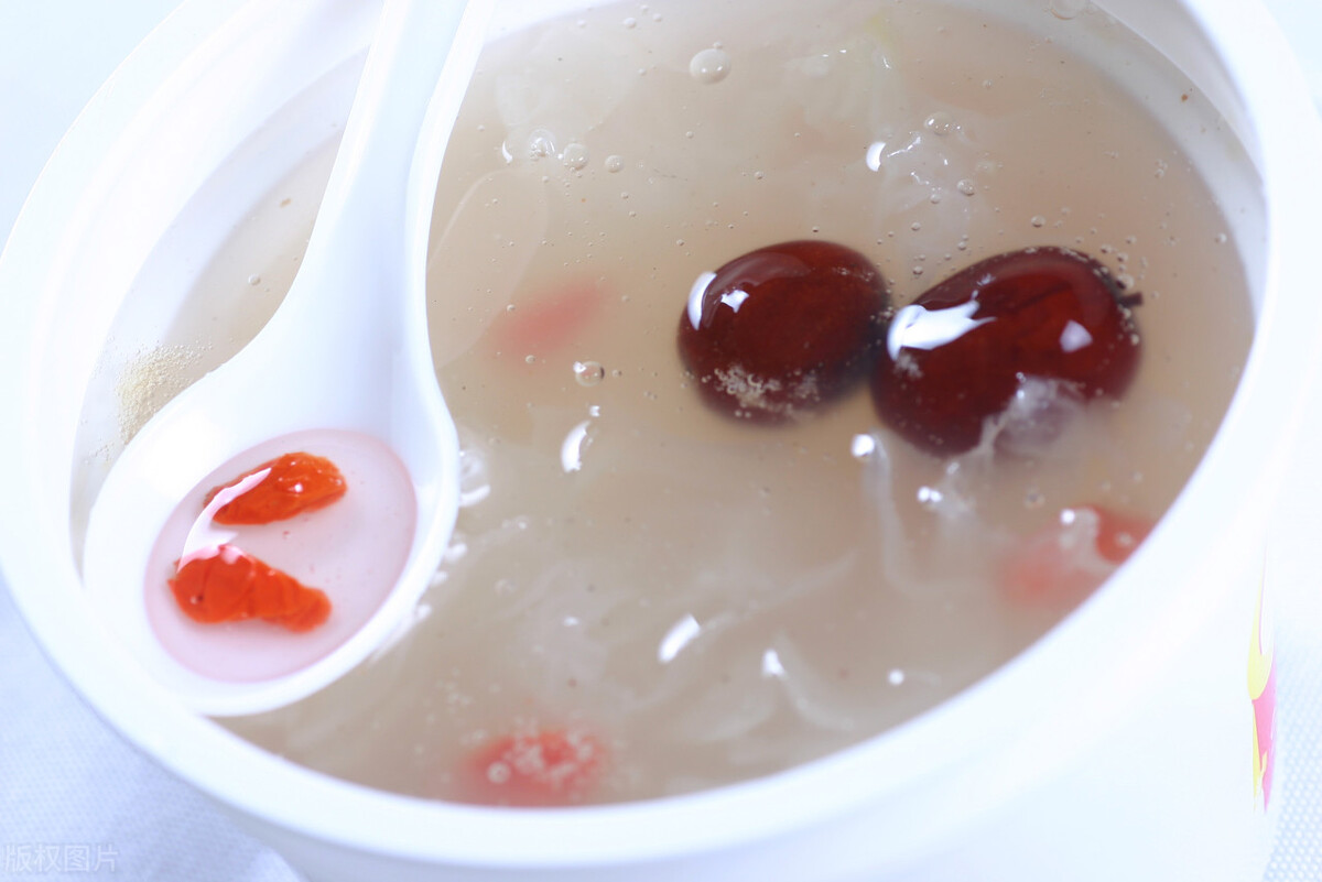 秋天要多吃这几样食物,秋天要多吃这个汤