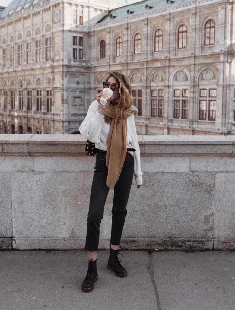 鞋子穿不对腿会不舒服,一年四季都可穿的鞋子穿搭