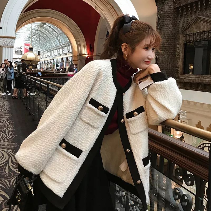 圆脸窄额头女生适合什么刘海,额头尖窄脸又小适合什么样的刘海