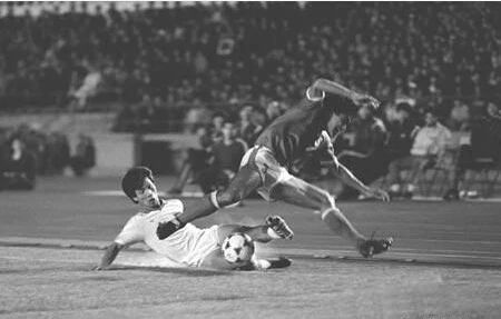 长沙老球迷，饱偿酸甜苦辣的数十年