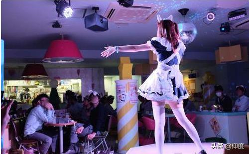 日本最“萌”职业，秋叶原女仆店火热，为何日本人这么喜欢女仆？
