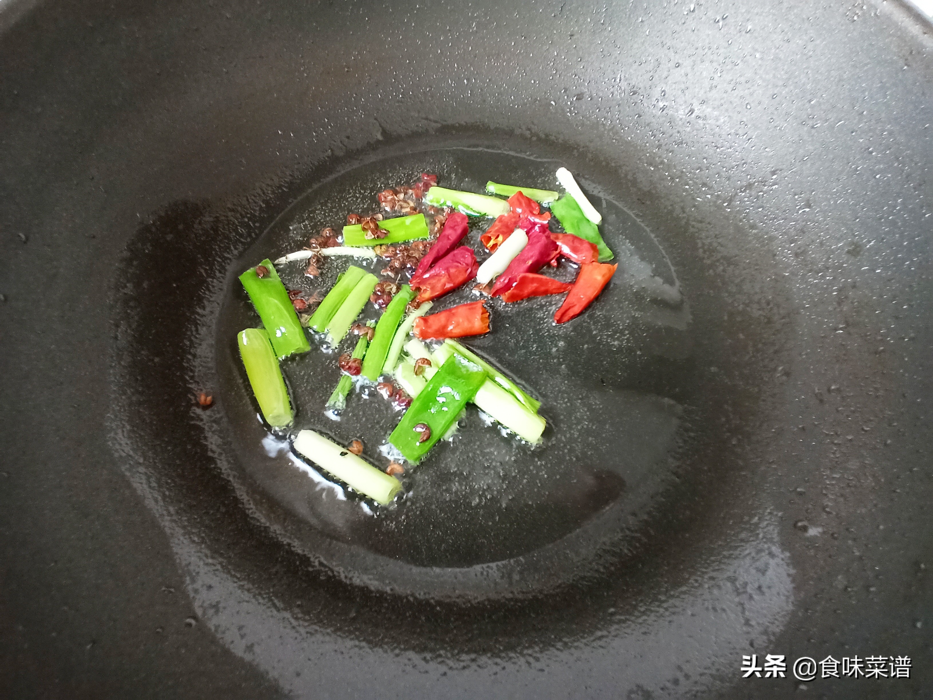 酸辣土豆丝用白醋不用香醋,土豆丝没有香醋放白醋可以吗