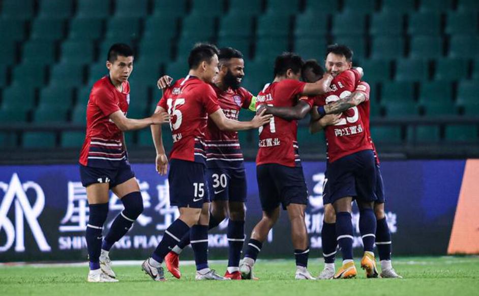 逗妹吐槽：西甲让冠大幕拉开！都不想夺冠？