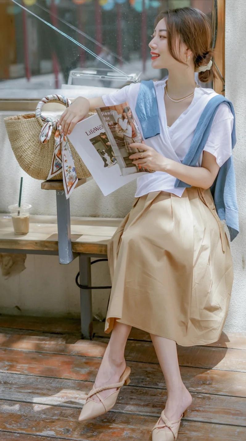 夏日穿鞋不要再选这3个颜色了，容易显脚黑，不洋气