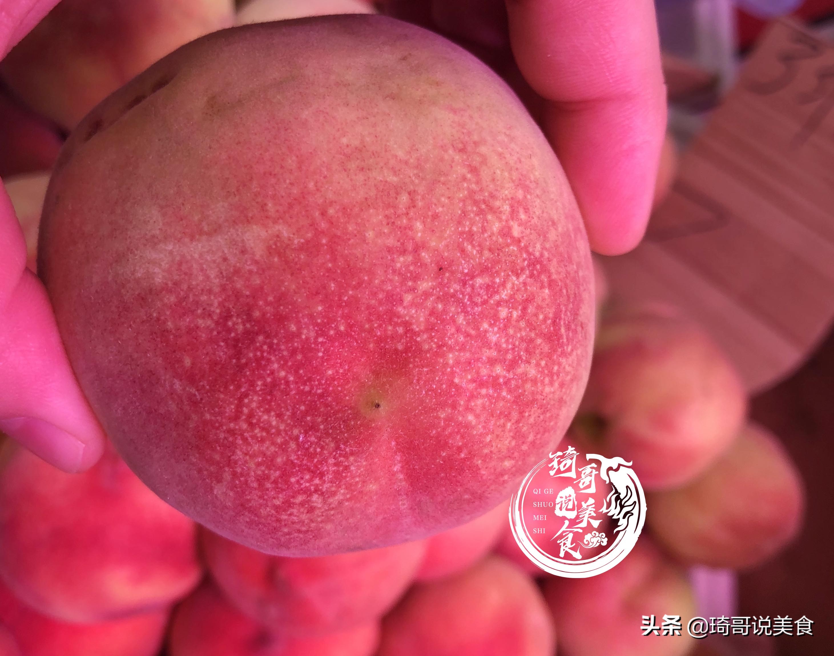 买桃子要怎么挑,买桃子挑公的母的