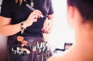 化妆师都有哪些兼职可以做,学化妆适合做什么兼职