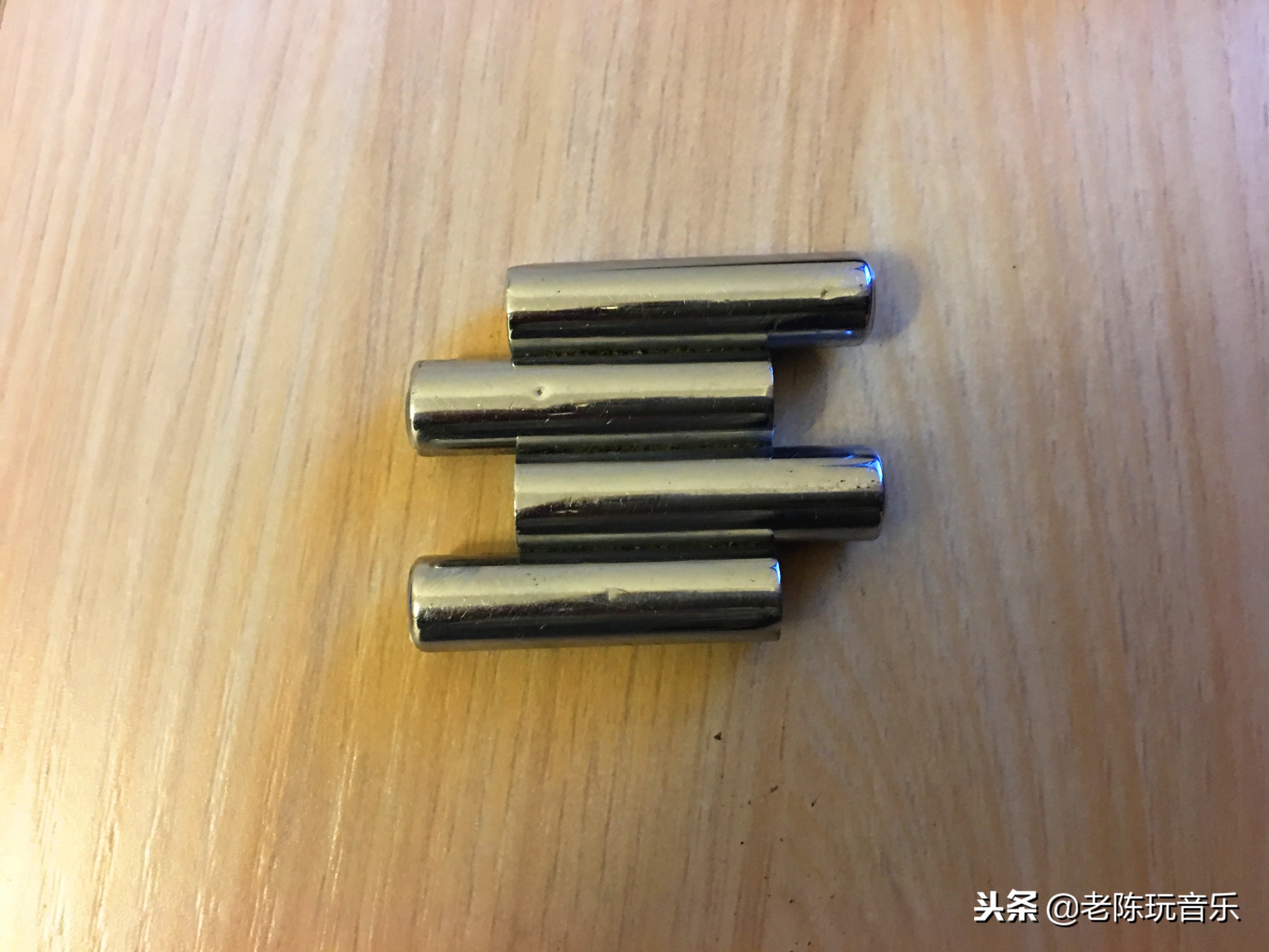 大提琴调音器哪一款最好,初学者调音器调大提琴的方法