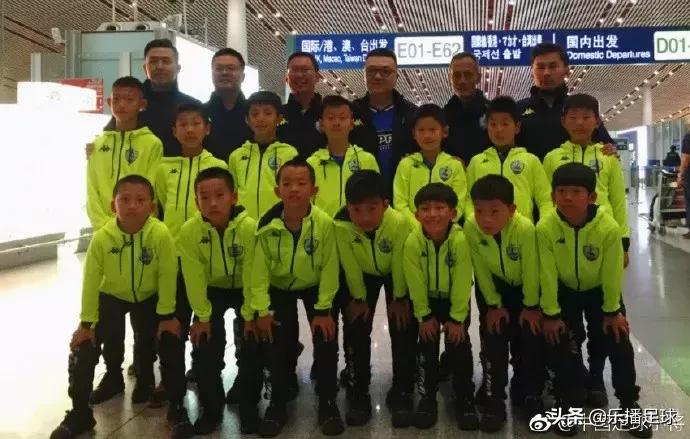 十岁少年为中国足球正名：我们是不可轻易战胜的！