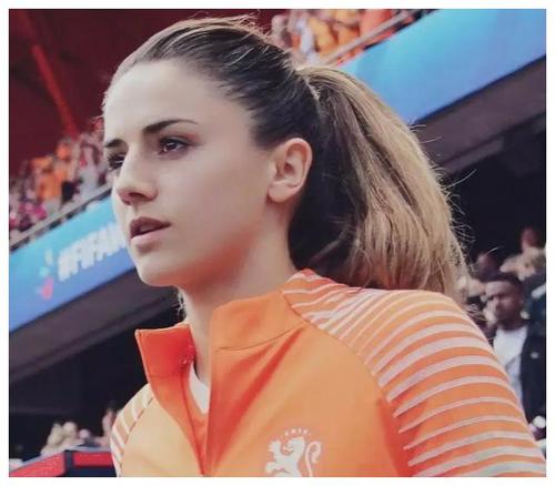 今夜，有一大波儿美女来袭法国里昂