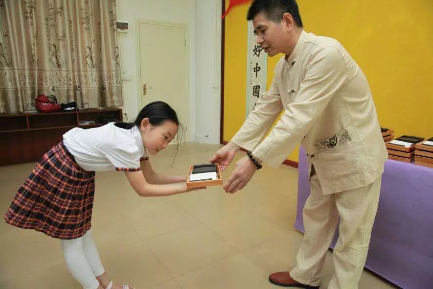 肇庆不限户籍的学校,肇庆小学非本市户口入学基本条件