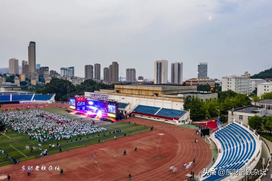 梦幻光雾山夜景演出,梦幻光影星空馆