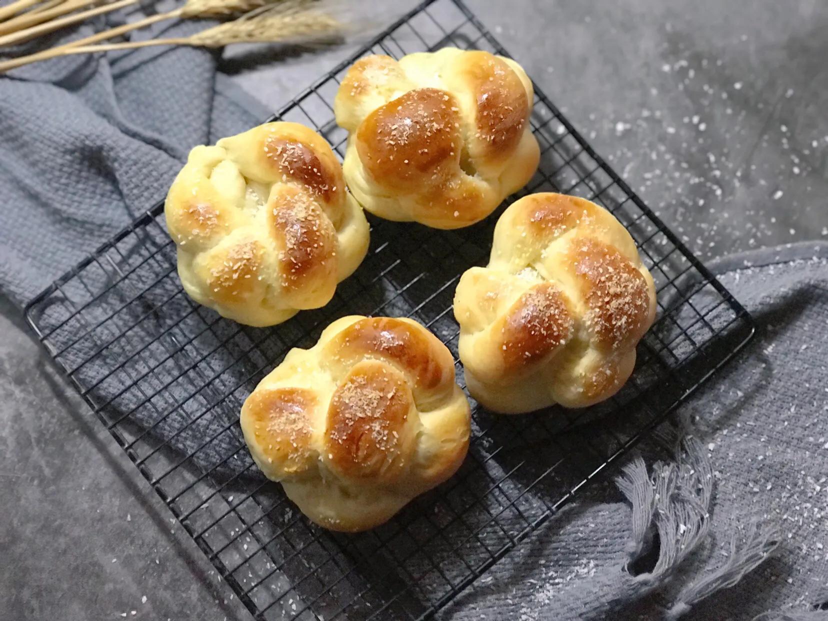 烤面包怎么烤才又香又甜,烤箱烤面包片拉丝做法视频