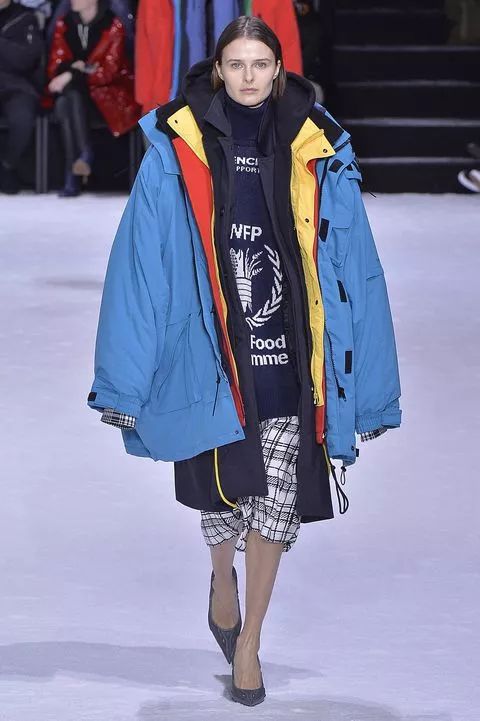 ugg雪地靴就这么穿,ugg红色鞋带雪地靴