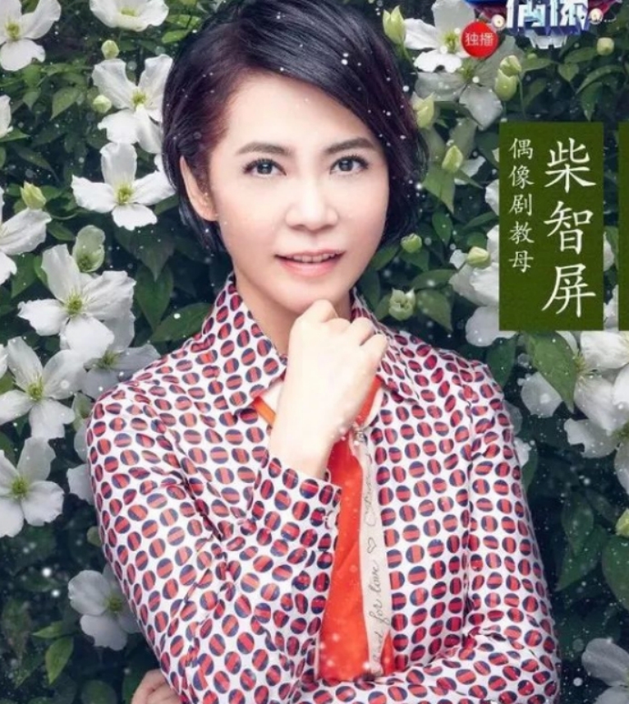 6大比艺人颜值高的经纪人，个个品貌端庄，甩艺人几条街