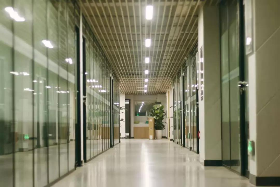 中南大学宿舍有多豪华,拥有十几个食堂的大学