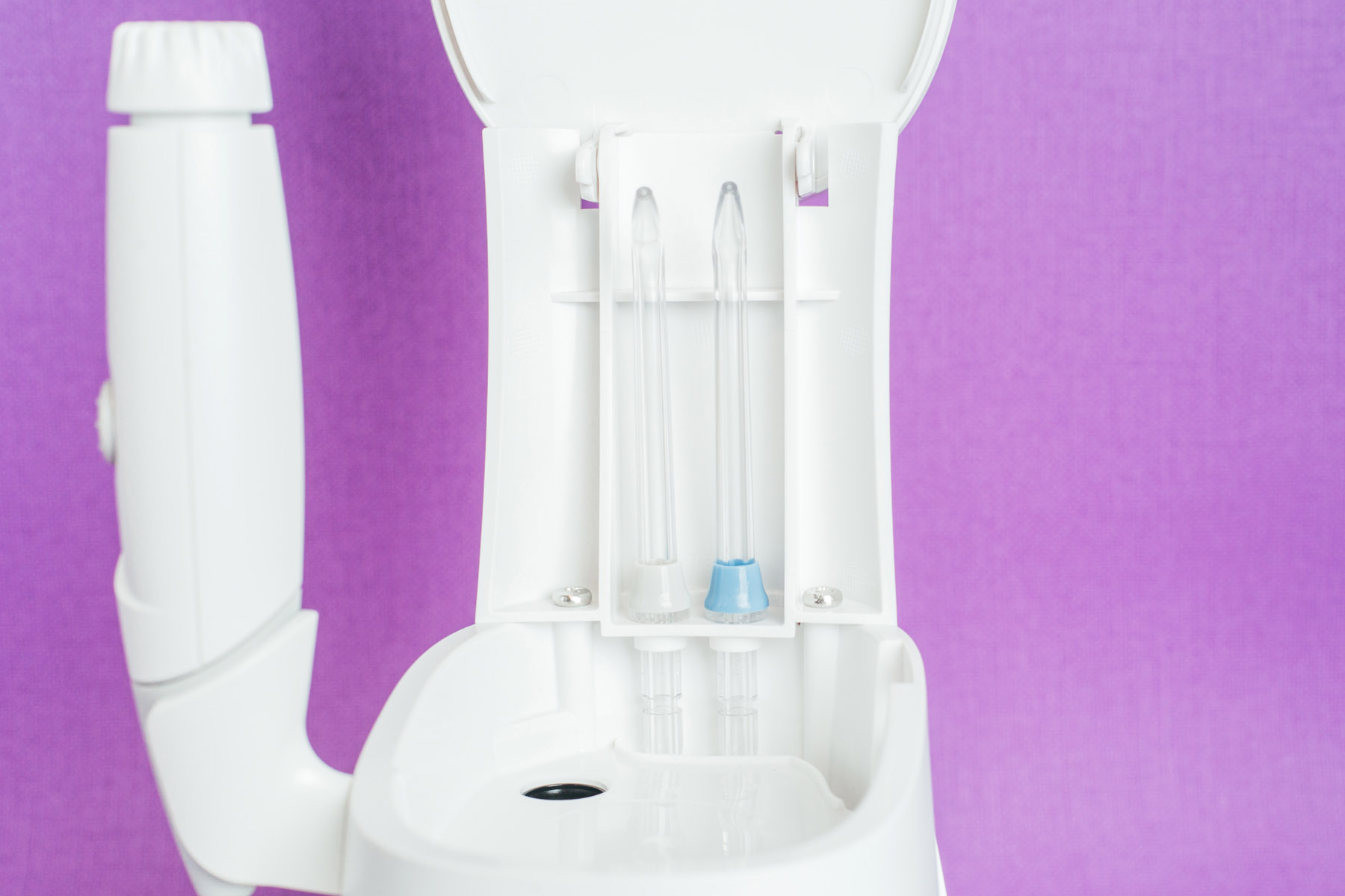 冲牙器台式和便携式哪种好,便携式冲牙器真实评测推荐第一名