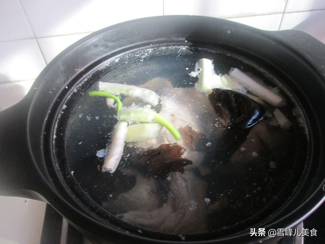 煲汤焯水的正确方法,炖汤焯水的正确方法