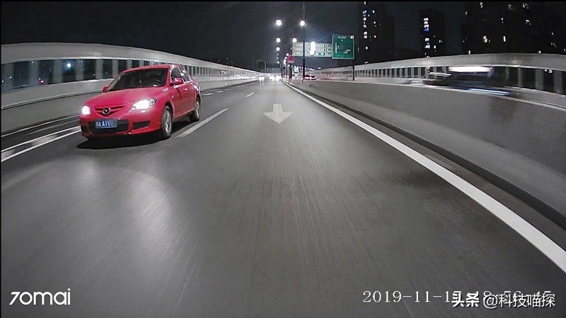 xt5流媒体后视镜怎么看行车记录仪,什么是流媒体后视镜行车记录仪